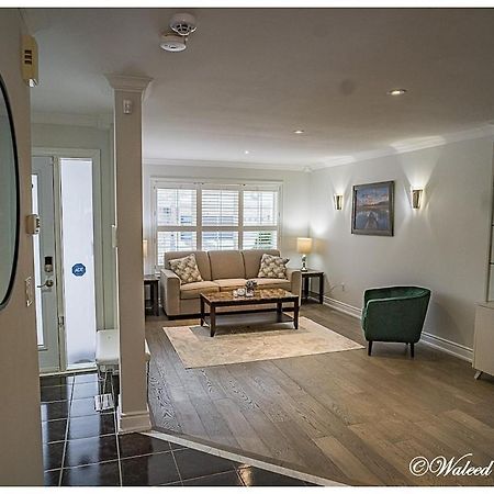 Sunroom House - 4 Bedrooms มิสซิสซอกา ภายนอก รูปภาพ