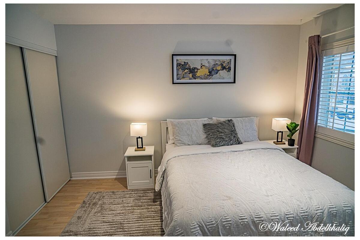 Sunroom House - 4 Bedrooms มิสซิสซอกา ภายนอก รูปภาพ