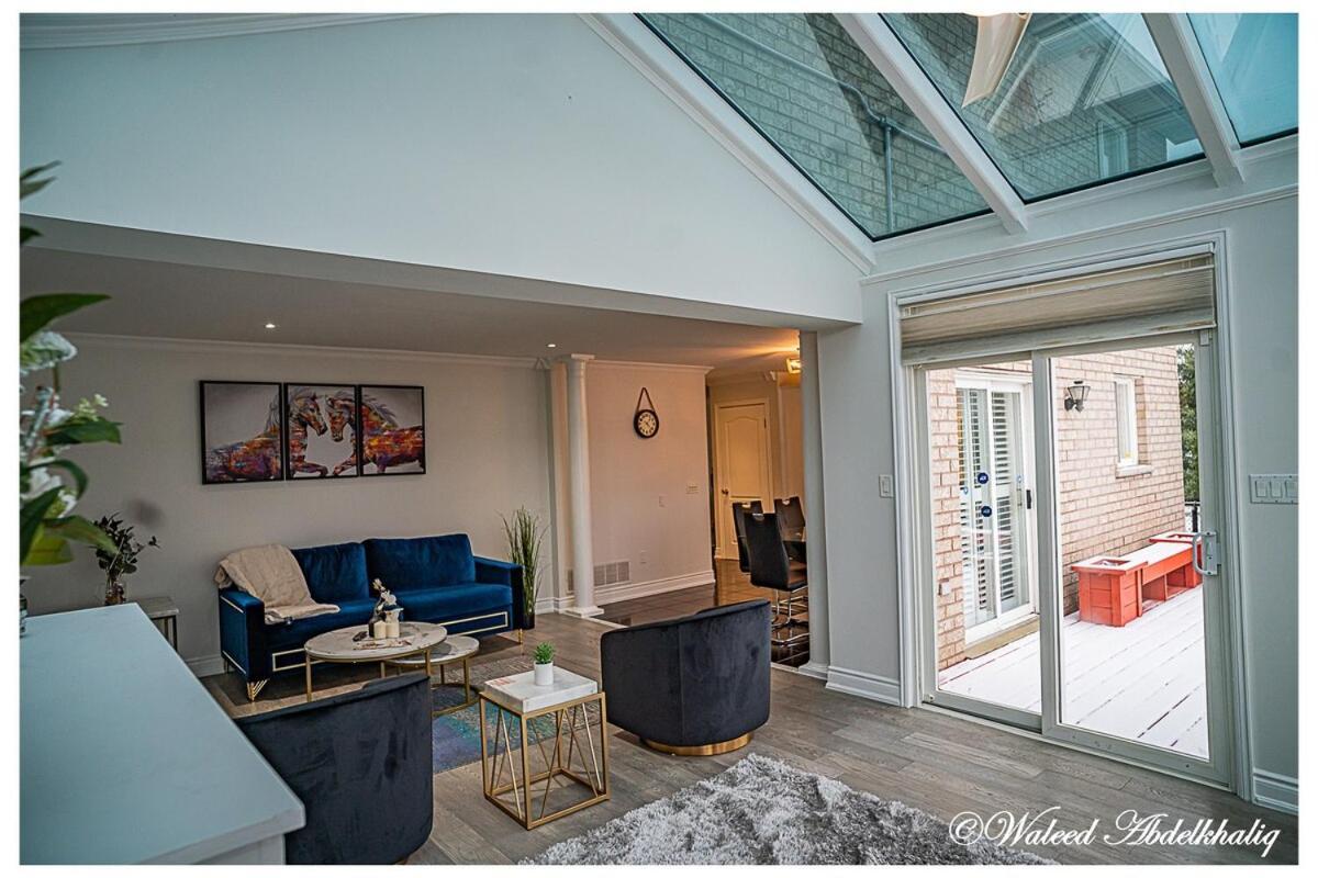 Sunroom House - 4 Bedrooms มิสซิสซอกา ภายนอก รูปภาพ