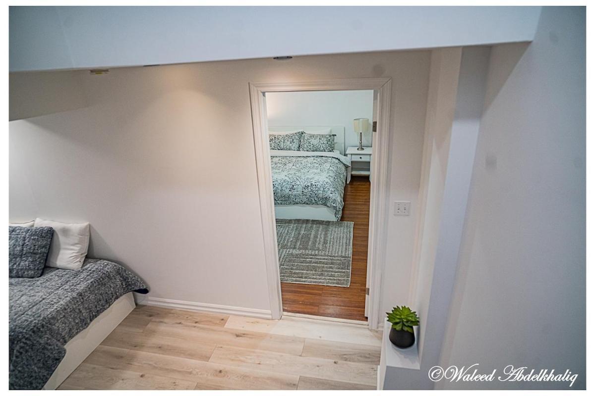 Sunroom House - 4 Bedrooms มิสซิสซอกา ภายนอก รูปภาพ