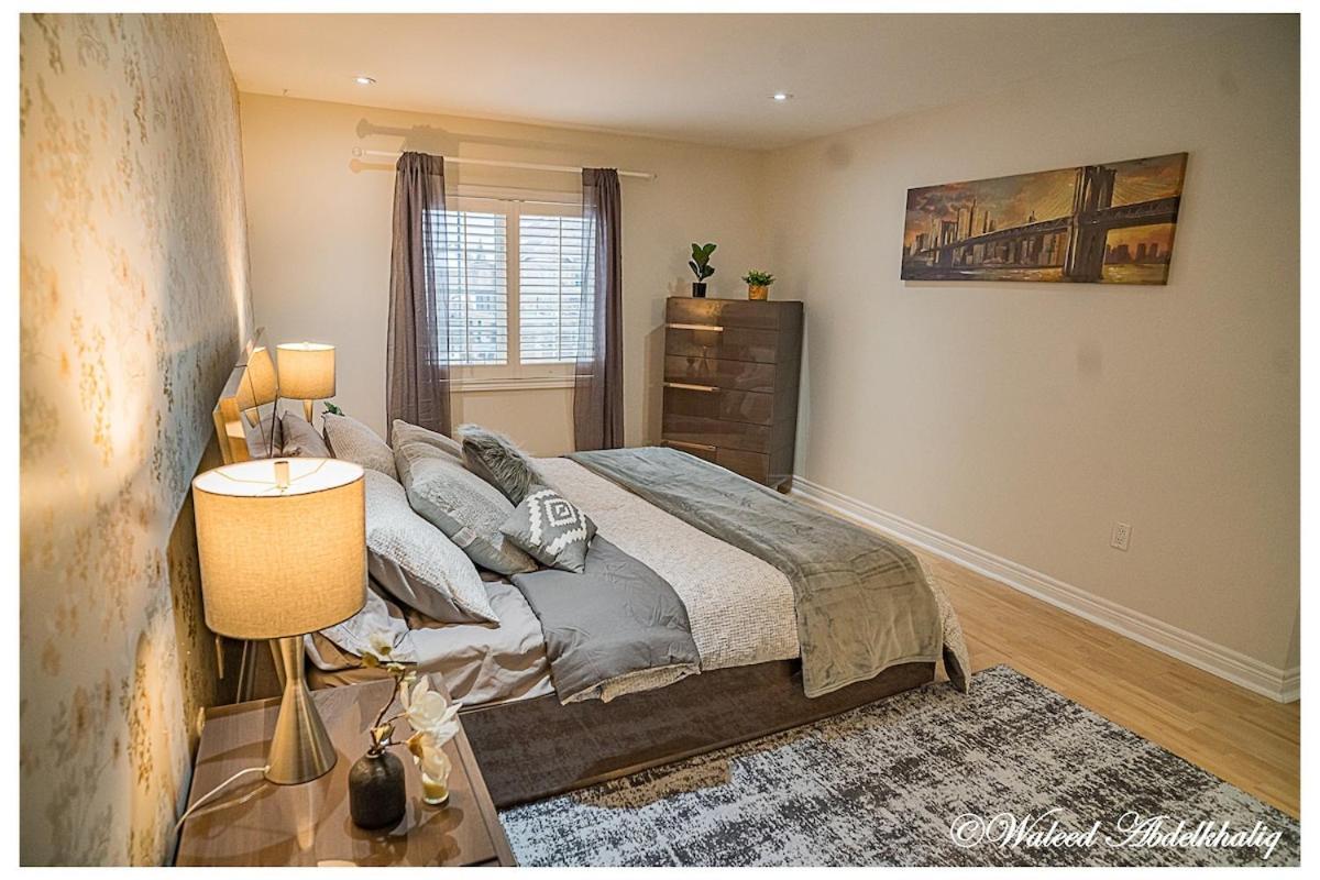 Sunroom House - 4 Bedrooms มิสซิสซอกา ภายนอก รูปภาพ