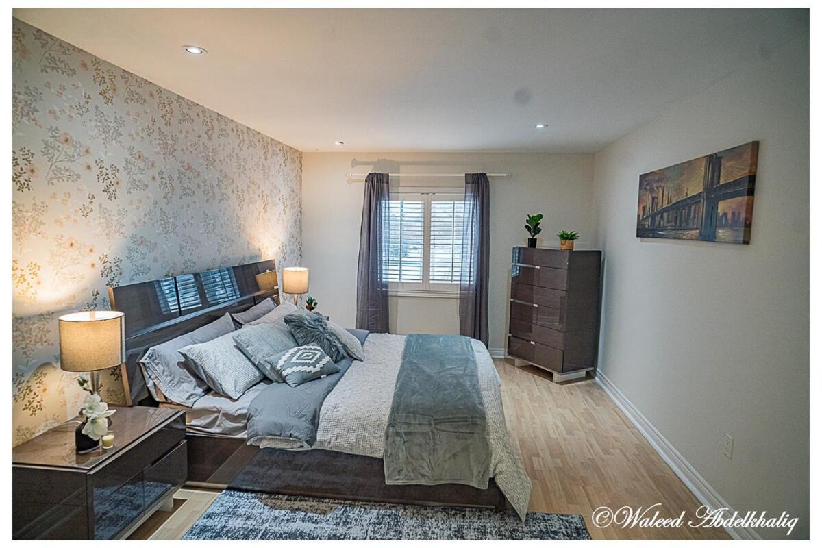 Sunroom House - 4 Bedrooms มิสซิสซอกา ภายนอก รูปภาพ