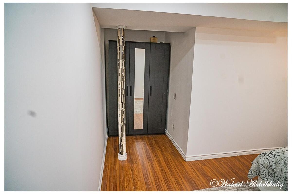Sunroom House - 4 Bedrooms มิสซิสซอกา ภายนอก รูปภาพ